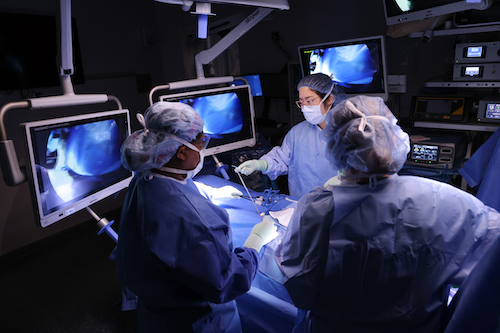 Surgeons in the Division of Minimally Invasive Surgery operating on a patient
